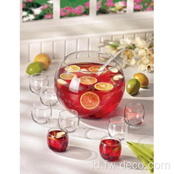 Glass Punch Bowl diatur dengan cangkir dan sendok